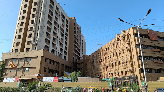 S.L. Raheja Hospital from S.L. Raheja Hospital Raheja Rugnalaya Marg, Mahim West, Mahim ,Mumbai ,Maharashtra, India | Kayawell