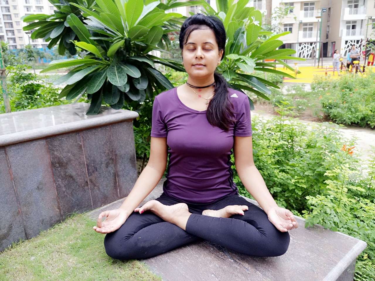 Ms. Sarita Choudhary from Mahagun moderne  noida  ,Greater Noida, Uttar Pradesh, 201301, India 3 years experience in Speciality Hatha yoga | Kayawell