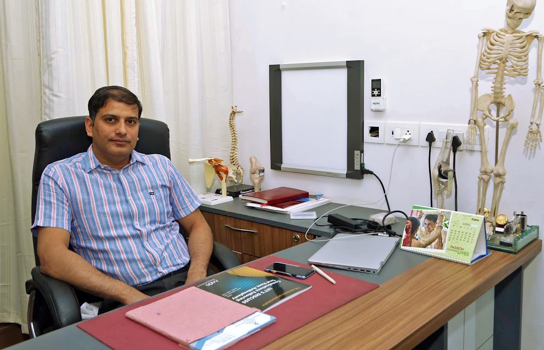Dr. Rajiv Gupta from B - 78, Bye pass, opposite Central Sanskrit University, Triveni Nagar ,Jaipur, Rajasthan, 302018, India 17 years experience in Speciality Arthroscopy | Kayawell