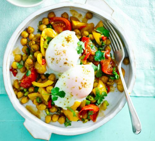Indian chickpeas with poached eggs