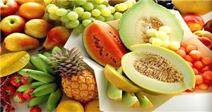 स्वास्थ्य के लिए गर्मी में खाएं ये 5 रसीले फल, शरीर को मिलेगा लाभ